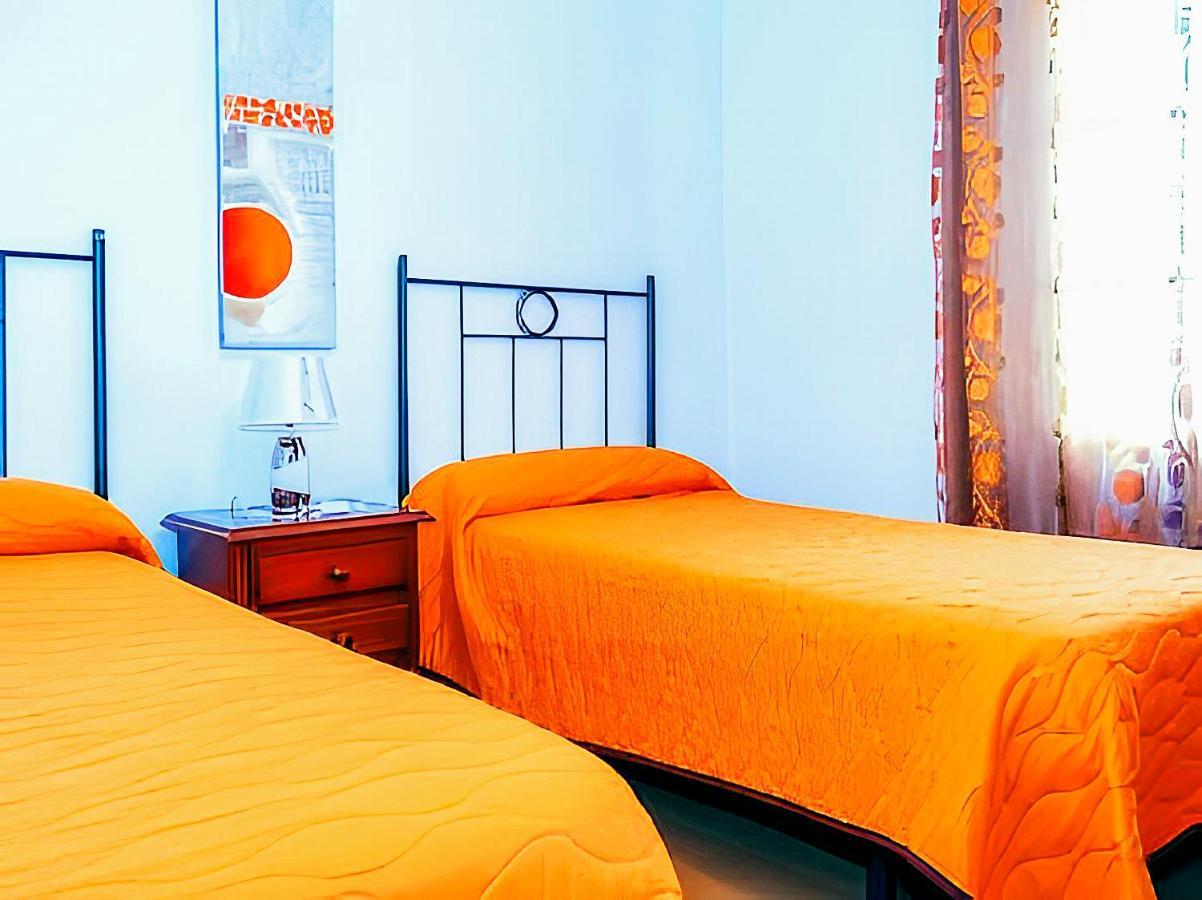 Apartamentos Garaje & Aire & Wifi & Solo Familias Y Parejas Conil De La Frontera Zewnętrze zdjęcie