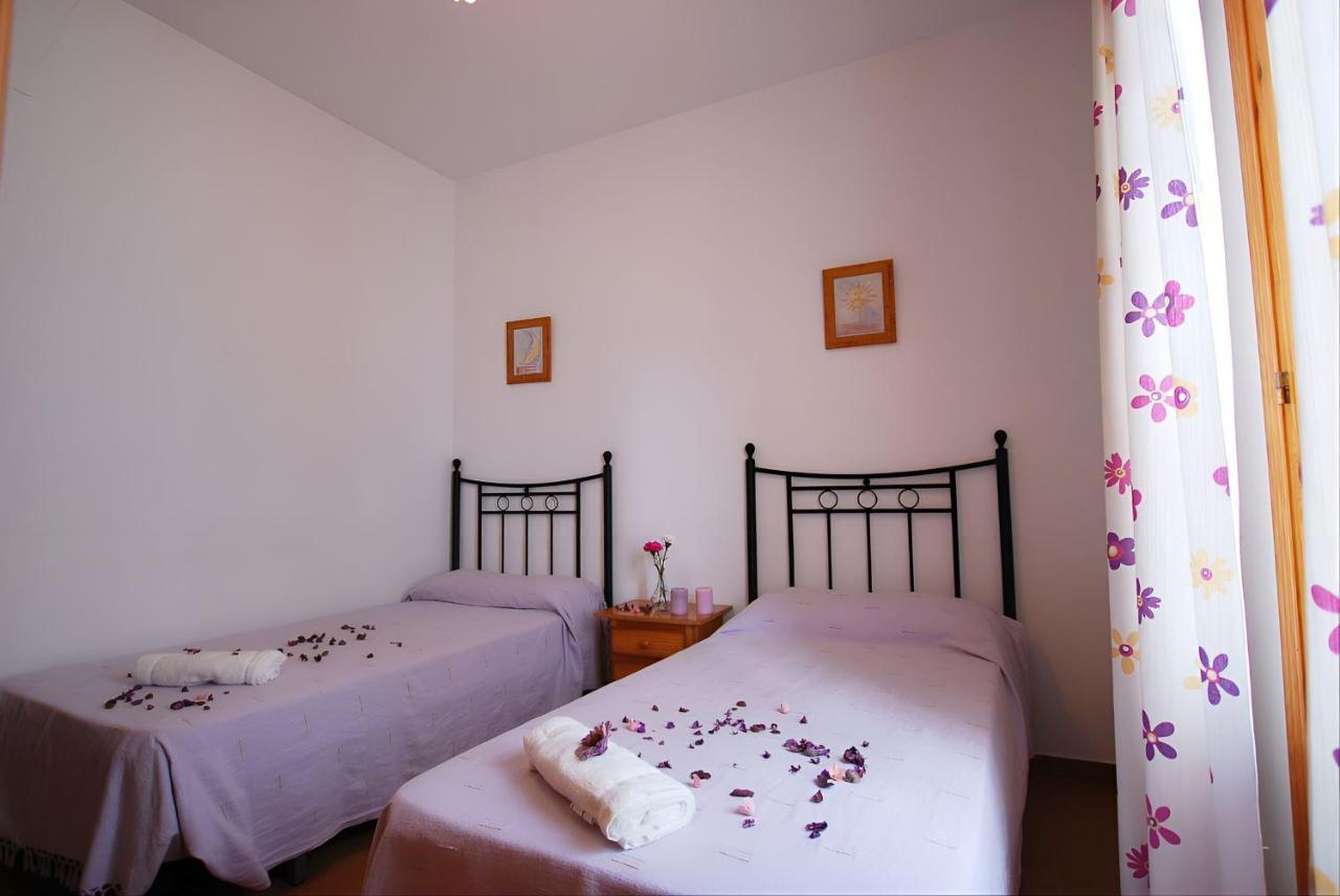 Apartamentos Garaje & Aire & Wifi & Solo Familias Y Parejas Conil De La Frontera Zewnętrze zdjęcie