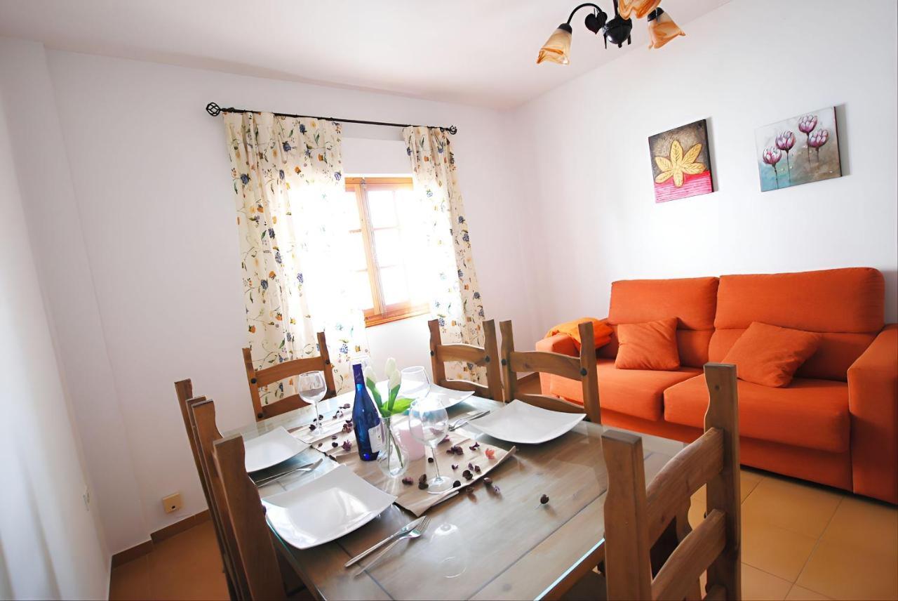 Apartamentos Garaje & Aire & Wifi & Solo Familias Y Parejas Conil De La Frontera Zewnętrze zdjęcie